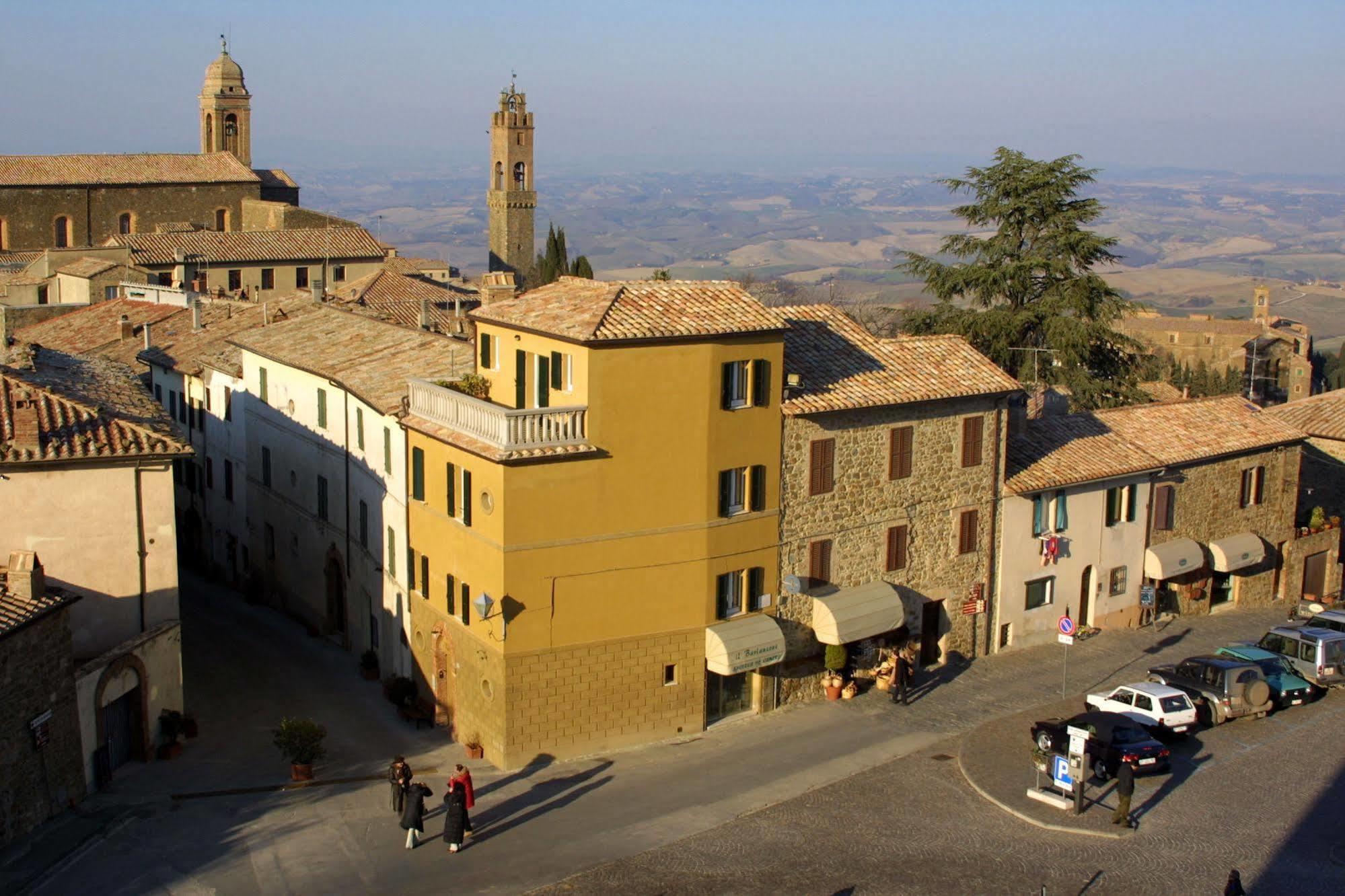 Il Barlanzone Affittacamere Montalcino Extérieur photo